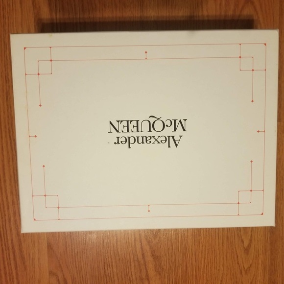 Alexander McQueen Sneakers - Picture 2 of 5